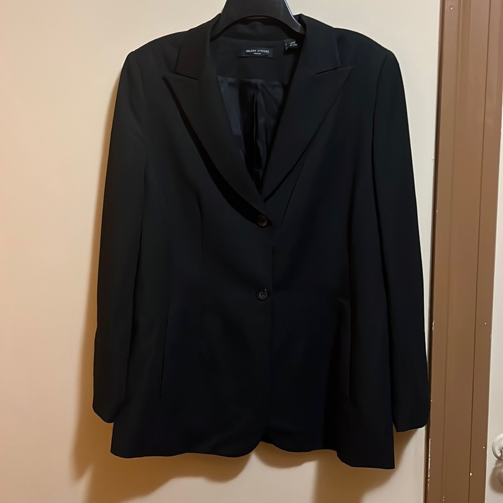Valerie Stevens Black Blazer Size 14W